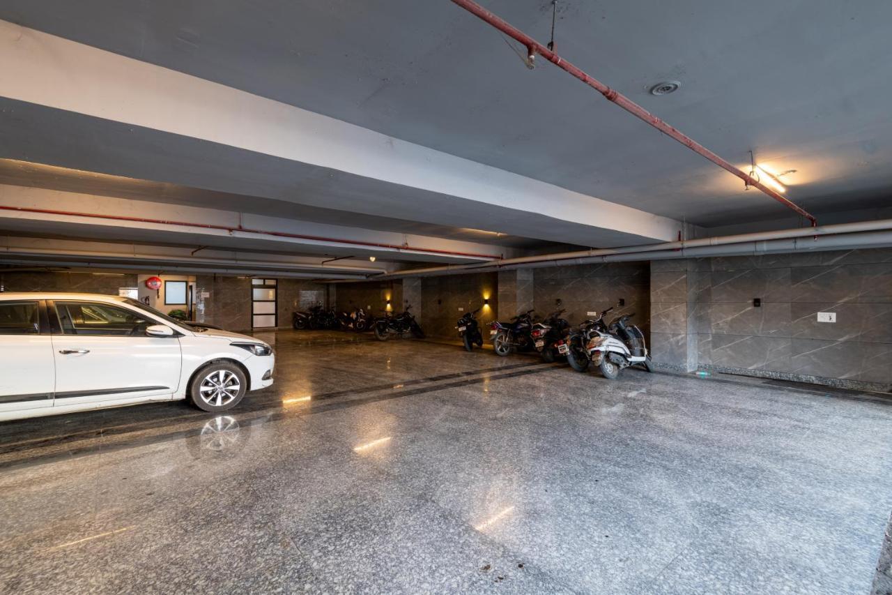 Grand Luxotica By Dls Hotels Dehradun Exterior foto